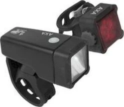 AXA Niteline T4R LED Fietslampjes Voor En Achter - Fietsverlichting USB Oplaadbaar -Fietsuitrustings Winkel 1200x1040 1