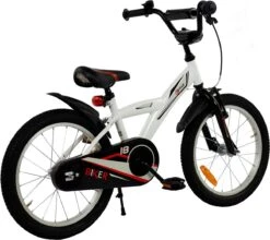 2Cycle Biker Kinderfiets - 18 Inch - Wit - Jongensfiets -Fietsuitrustings Winkel 1200x1067 2