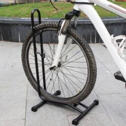 Decopatent® Fietsrek Om Fiets Horizontaal Te Stallen - Fietsstaander Standaard - Fietsrek Voor 1 Fiets - Voor Racefiets MTB E-bike -Fietsuitrustings Winkel 1200x1200 912