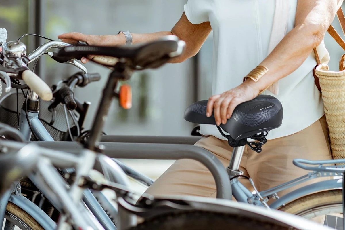 909 OUTDOOR Stadsfietszadel - Mountainbike Fietszadel - PU-leer - Comfortabel - Voor Elke Fiets - Waterdicht 3 909 OUTDOOR Stadsfietszadel - Mountainbike Fietszadel - PU-leer - Comfortabel - Voor Elke Fiets - Waterdicht - Afbeelding 3