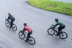 Rogelli Focus - Lange Fietsbroek Met Bretels - Heren - Maat L - Zwart 29 Rogelli Focus - Lange Fietsbroek Met Bretels - Heren - Maat L - Zwart -Fietsuitrustings Winkel 1200x800 270