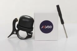 Andabo - Fietsbel - Airtag - Apple Airtag - Anti Diefstal - Tracker - Fietsaccessoire - Elektrische Step - Gps - Inclusief Schroevendraaier- Zwart -Fietsuitrustings Winkel 1200x800 330