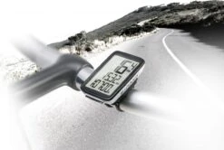 Sigma Fietscomputer Pure 1 ATS - Draadloos - Zwart/Wit -Fietsuitrustings Winkel 1200x808 3