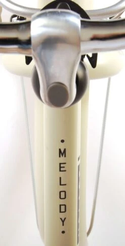 Volare Melody Kinderfiets - Meisjes - 24 Inch - Zand - Prime Collection -Fietsuitrustings Winkel 613x1200