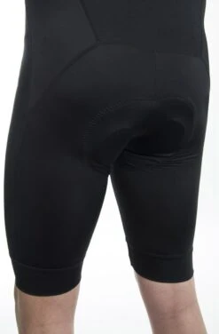 AGU Fietsbroek Met Zeem II Essential Heren - Zwart - L -Fietsuitrustings Winkel 788x1200 3