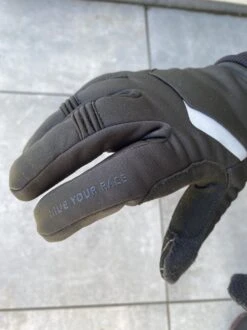 Luxe Winter Handschoen - Warm Door Dikke Stof En Thinsulate - Waterproof - Windvrij - Touchscreen Fietshandschoen - Reflecterend - Unisex R2 - Storm Winter Fietshandschoenen - Zwart - Maat XL / 9 -Fietsuitrustings Winkel 899x1200 5